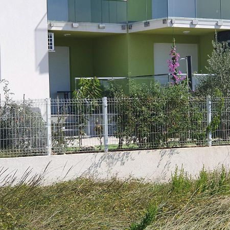 Apartmani Matko Nin Exterior photo